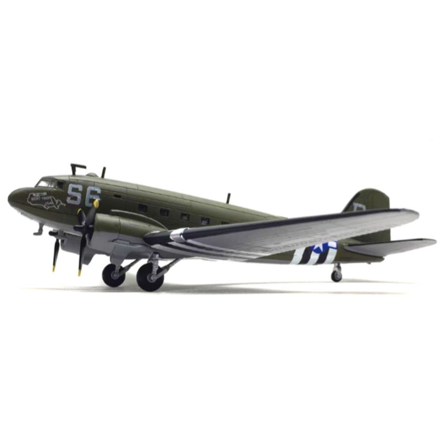 FLOZ Douglas C-47 Air Train Transport Aircraft D 1:100 Aircraft Pre-built Model