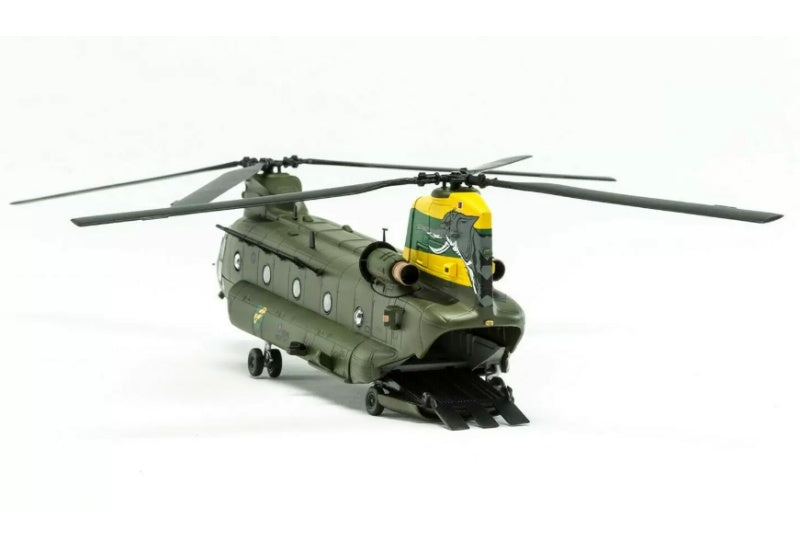 CORGI Boeing Chinook Helicopter HC.4 ZA683 RAF No.27 Squadron  1/72 Aircraft Pre-built Model