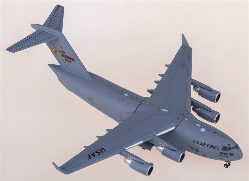 Geminijets USAF Boeing C-17 Globemaster III 05-5144 1:400 Diecast Model view 4