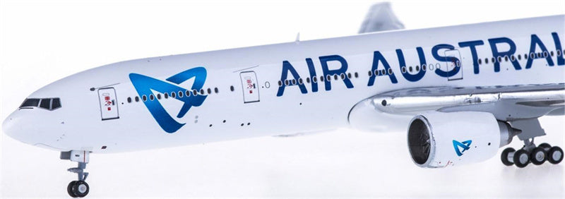 JC Wings Air Austral Boeing 777-300ER F-ONOU 1:400 Diecast Model view 4
