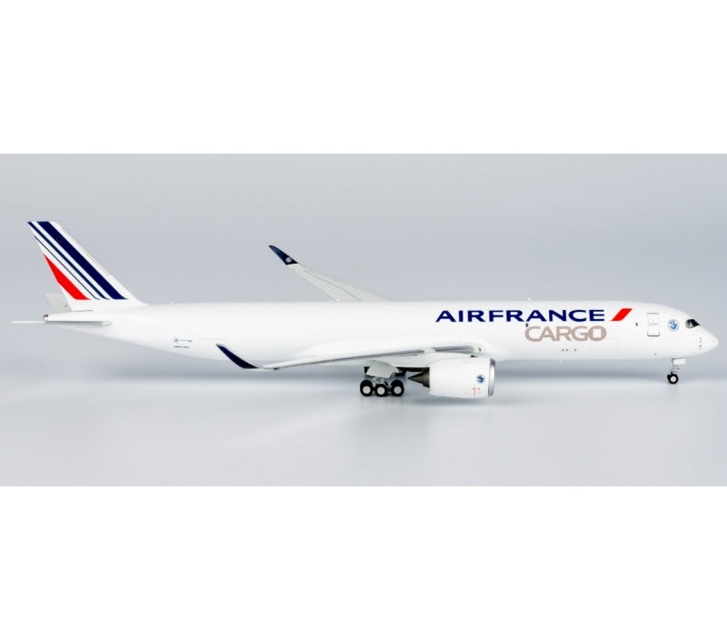 NG Models 1:400 Air France Cargo A350F DIECAST Model
