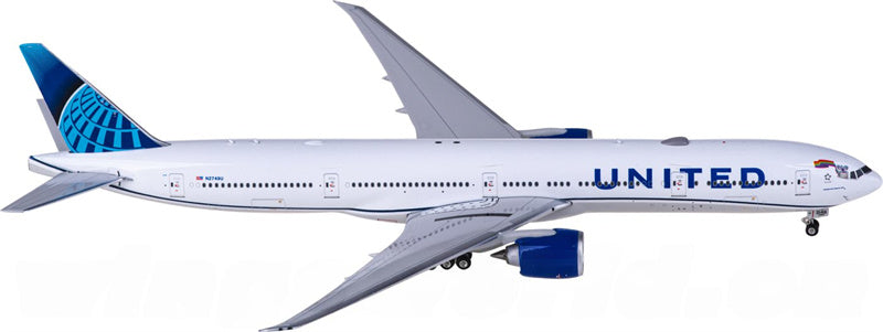 Phoenix United Airlines Boeing 777-300ER N2749U 1:400 Diecast Model view 2