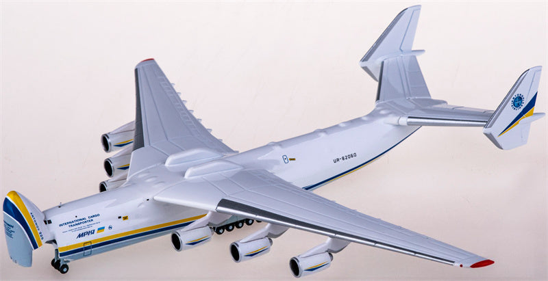 Blue Wings Antonov Airlines AN-225 CCCP-82060 1:400 Diecast Model view 1