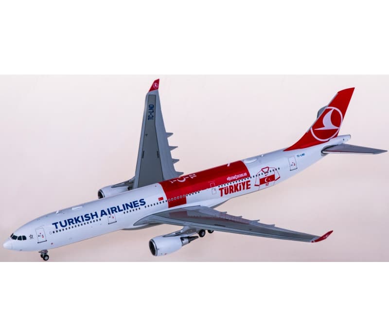 JC Wings Turkish Airlines Airbus A330-300 TC-LND 1:400 Aircraft Pre-built  Airliner Model Display