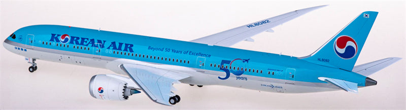JC Wings Korean Air Boeing 787-9 HL8082 1:200 Diecast Model view 2