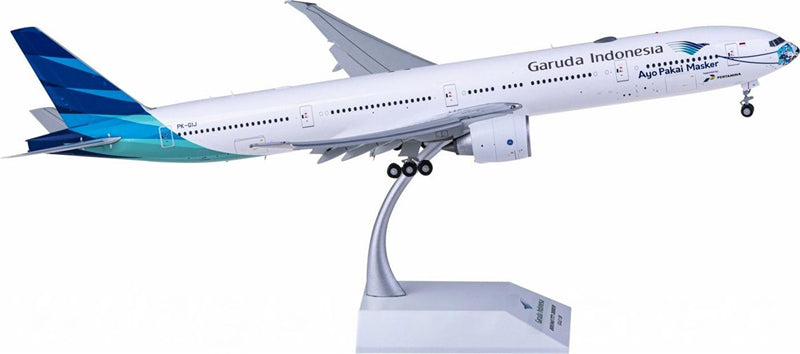 JC Wings Garuda Indonesia Boeing 777-300ER PK-GIJ Flaps Down 1:200 Diecast Model view 2