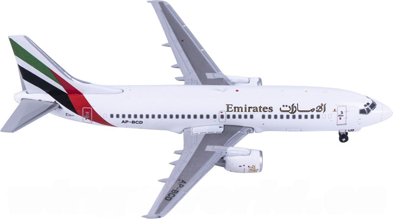 Geminijets 1:400 Emirates Boeing 737-300 AP-BCD  Diecast Model