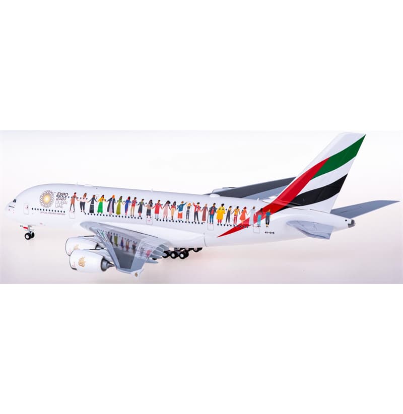 Herpa Emirates Airbus A380 A6-EVB 1:200 Aircraft Pre-built  Airliner Model Display