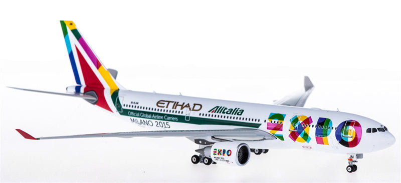 Phoenix Alitalia Airbus A330-200 EI-EJM 1:400 Diecast Model view 3