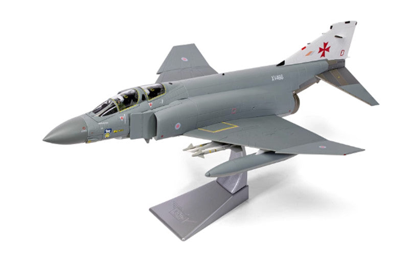 CORGI McDonnell Douglas Phantom FGR.2 XV466/D 'Desperation' No.1435 Flight Royal Air Force RAF Mount Pleasant Falkland Islands 1991 1:48 Aircraft Pre-built Model