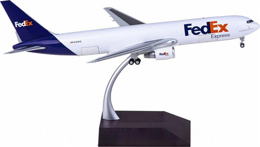 Geminijets FedEx Boeing 767-300ER N134FE Interactive Series 1:200 Diecast Model view 1