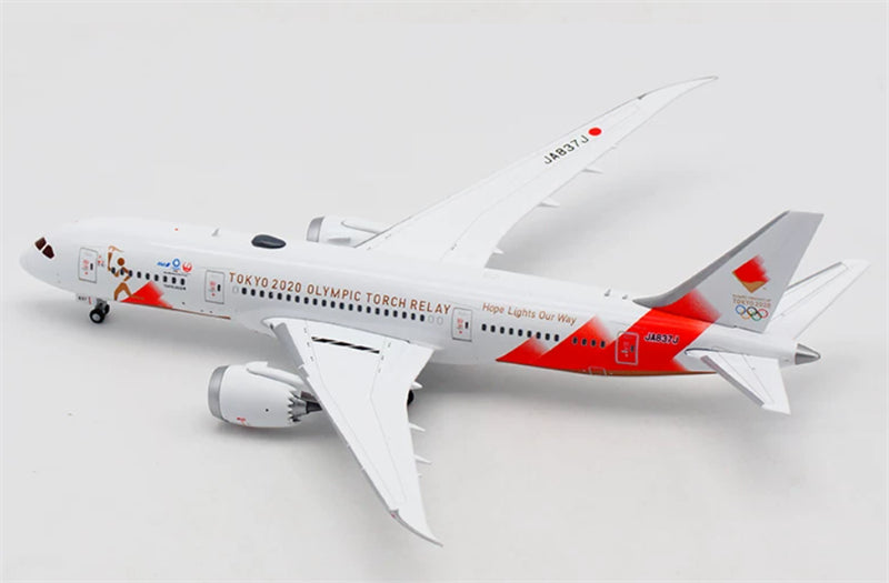 JC Wings 1:400 Japan Airlines Boeing 787-8 JA837J  DIECAST Model