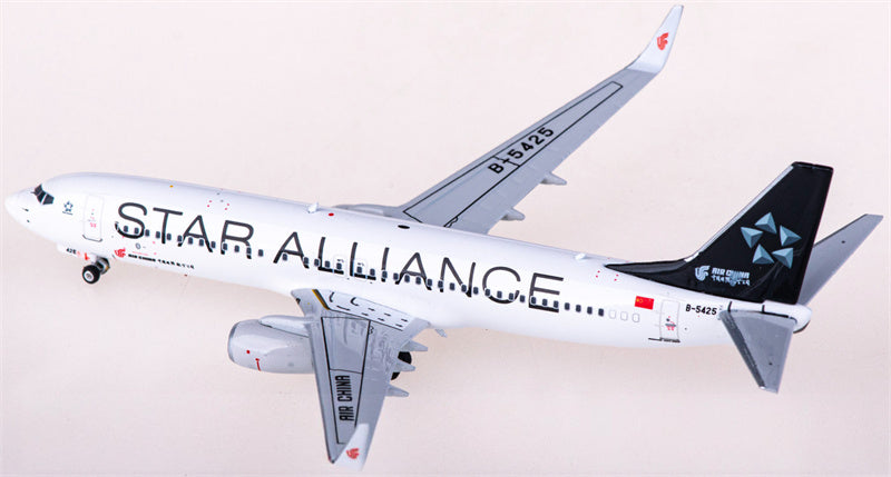 Phoenix Air China Boeing 737-800 B-5425 Star Alliance 1:400 Diecast Model view 4