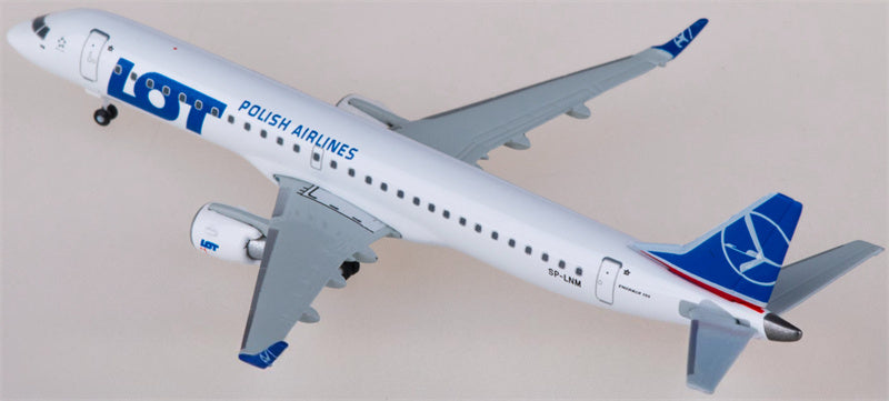 Herpa LOT for Embraer ERJ-195 SP-LNM 1:500 Airplane Pre-built  Airliner Model Display