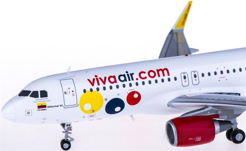 Geminijets Viva Air Airbus A320 HK-5286 1:200 Diecast Model view 2