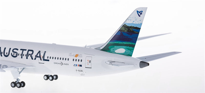 JC Wings Air Austral Boeing 787-8 F-OLRC 1:200 Diecast Model view 3