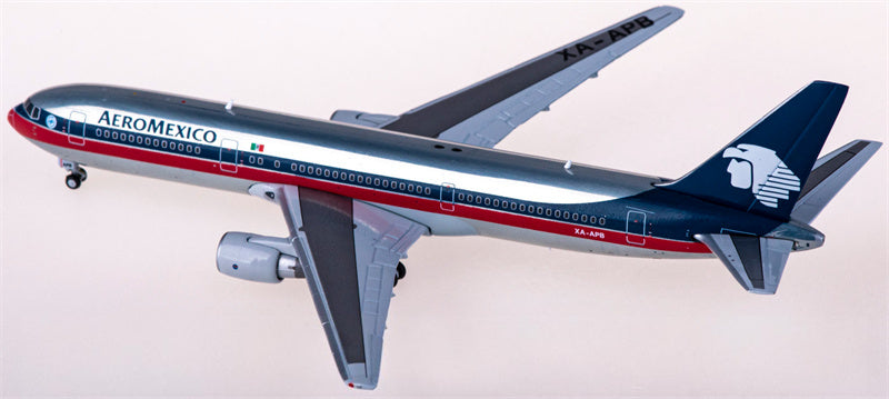 JC Wings Aeromexico Boeing 767-300ER XA-APB 1:400 Diecast Model view 3