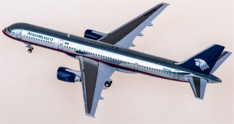 JC Wings Aeromexico Boeing 757-200 N490AM 1:400 Diecast Model view 3