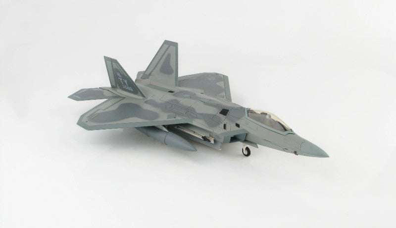 HOBBYMASTER USAF / RAF Lakenheath F-22A 95th FS 1:72 Model 2016   05-4086