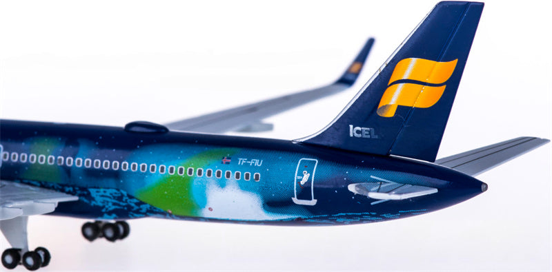 Herpa Icelandair for Boeing 757-200 TF-FIU Aurora 1:400 Airplane Pre-built  Airliner Model Display