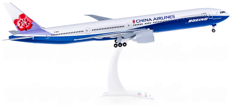 Hogan China Airlines Boeing 777-300ER B-18007 1:200 ABS Model view 3