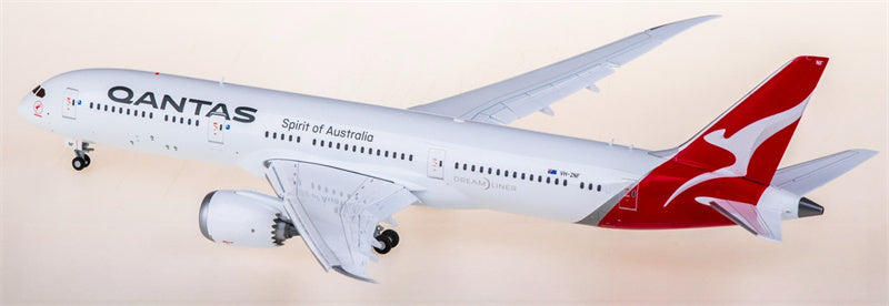 JC Wings 1:200 Qantas Boeing 787-9 Dreamliner VH-ZNF Flaps down Model