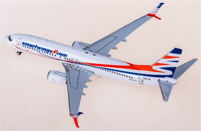 JC Wings Smartwings for Boeing 737-800 OK-TVL 1:400 Aircraft Pre-built  Airliner Model Display
