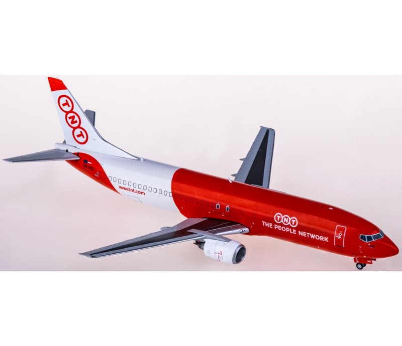 JC Wings TNT Boeing 737-400 OE-IAG 1:200 Aircraft Pre-built  Airliner Model Display