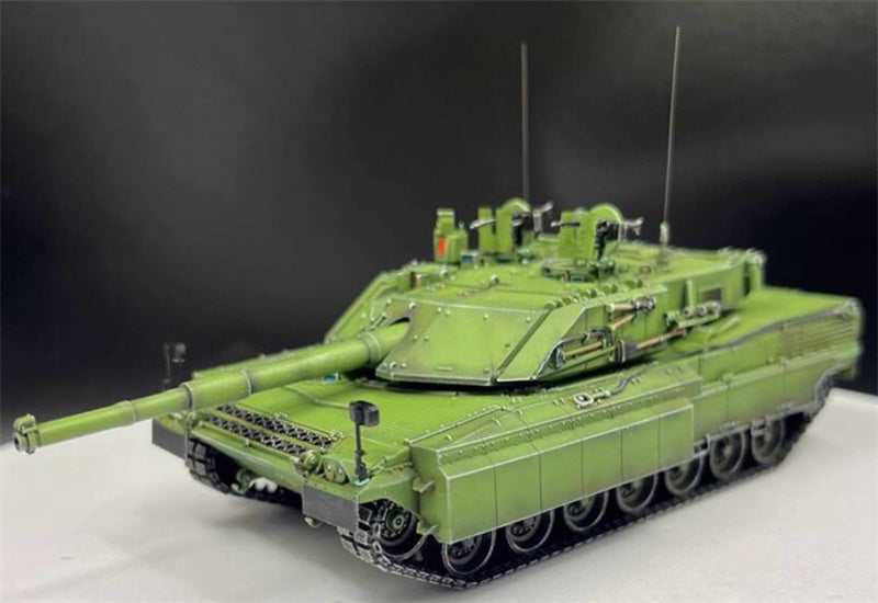 AM Italian Ram main battle tank C1 PSO type with additional armor 1:72 Tank Pre-built Model
