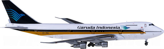 JC Wings Garuda Indonesia Boeing 747-200 9V-SQL 1:400 Diecast Model view 1