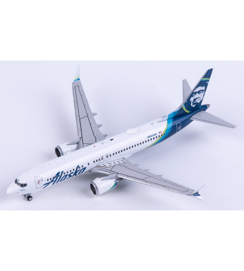 Geminijets 1:400 Alaska Airlines Boeing 737 N803AK  DIECAST Model