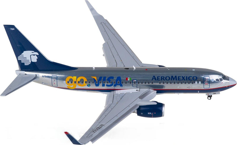 JC Wings Aeroméxico Boeing 737-700 N784XA Flaps Down 1:200 Diecast Model view 1