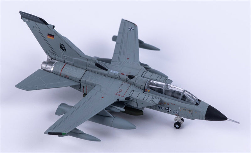 Herpa 1:200 Luftwaffe Panavia Tornado 46+22  Diecast Model