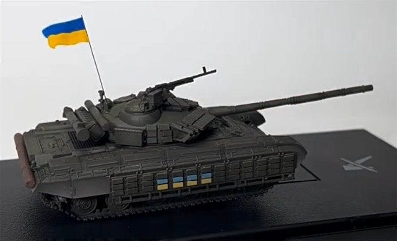 ARTISAN Ukrainian T-64BV main battle tank with National flag Wearing skirt armor 1:72 Tank Pre-built Model