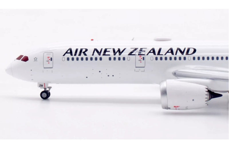 Aviation 1:400 Air New Zealand B787-9 ZK-NZR  DIECAST Model