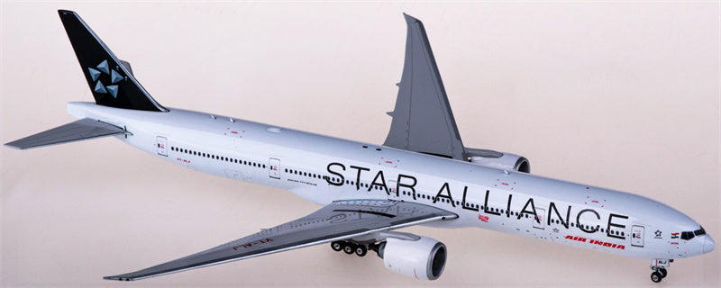 Phoenix Air India Boeing 777-300ER VT-ALJ Star Alliance 1:400 Diecast Model view 4