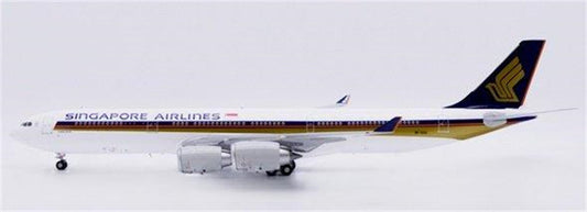 JC Wings Singapore Airlines Airbus A340-500 9V-SGD 1:200 Diecast Model view 1