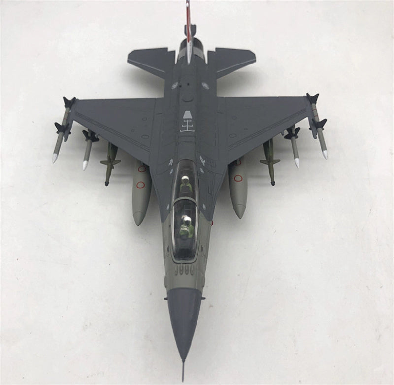 FLOZ F16D Singapore Air Force fighter jet 1:72 Aircraft Pre-built Model