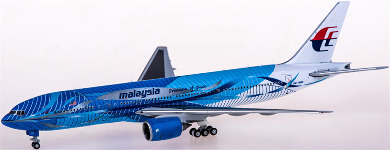 JC Wings Malaysia Airlines Boeing 777-200ER 9M-MRD 1:400 Diecast Model view 3