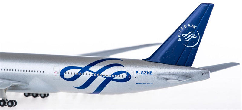 Hogan Air France Boeing 777-300ER F-GZNE Skyteam 1:400 Diecast Model view 5