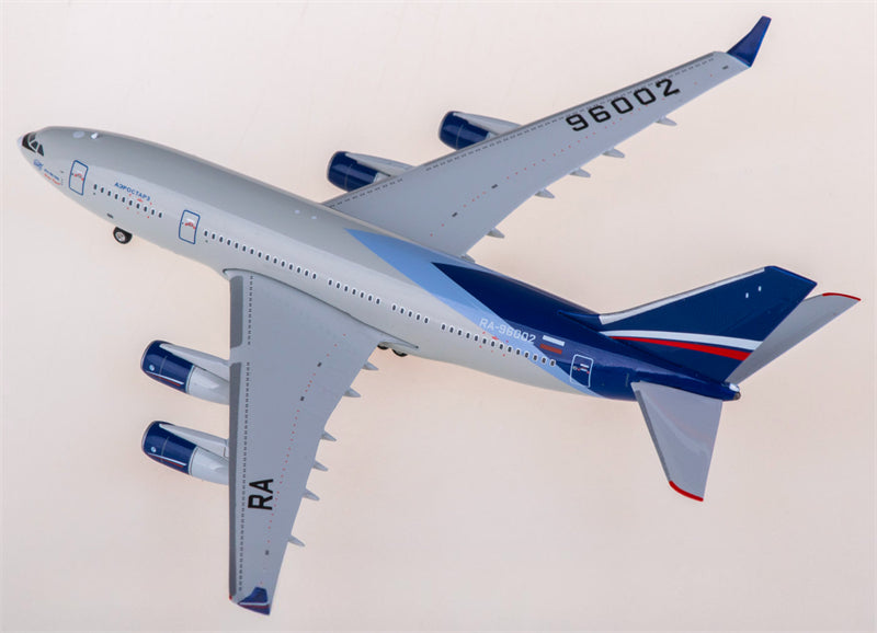 Phoenix Ilyushin Il-96-300 RA-96002 1:400 Diecast Model view 2
