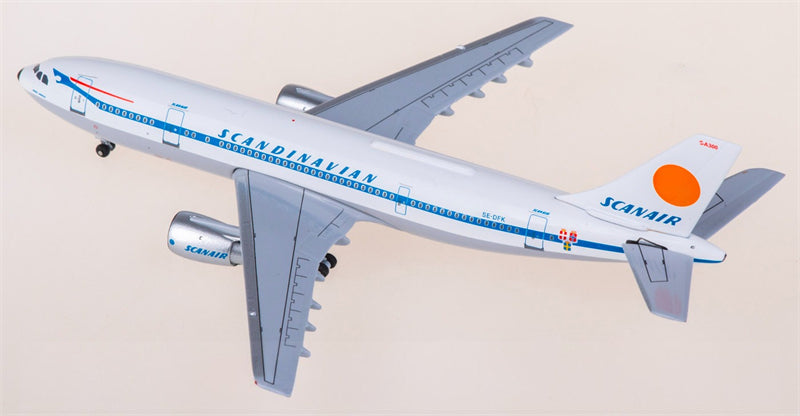 AeroClassics Scanair Airbus A300B4 SE-DFK 1:400 Diecast Model view 4