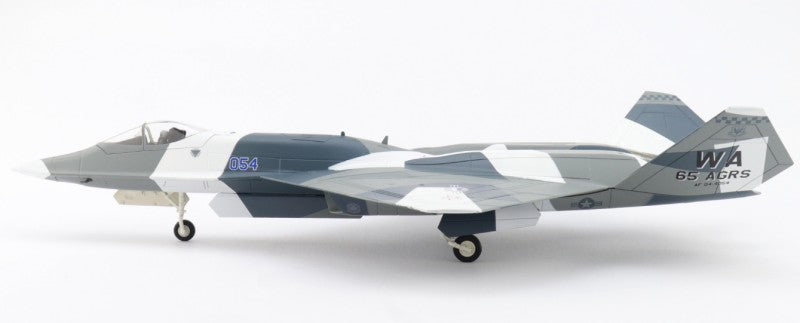 HOBBY MASTER USAF / Nellis AFB F-23 65th AGRS 1:72 Model   Su-57 Aggressor Scheme Blue 054 / AF 04-4054