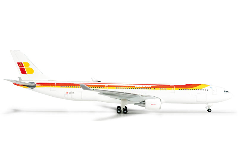 Herpa Iberia Airbus A330-300 EC-LUK 1:500 Diecast Model view 1
