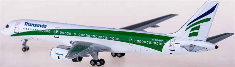 NG Models Transavia Boeing 757-200 PH-AHP 1:400 Diecast Model view 1