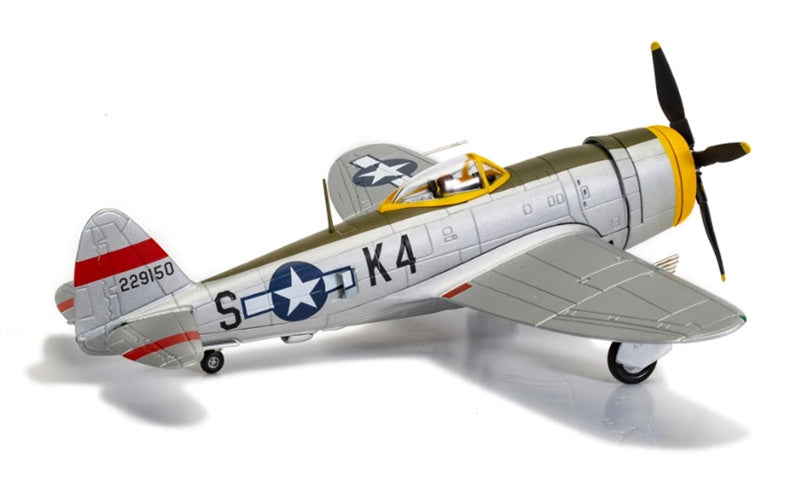 CORGI Republic P-47D-28RA Thunderbolt 42-29150 / K4-S 'Dottie Mae' Lt. Henry Mohr 511th FS/410th FG USAAF 8th May 1945 1:72 Airplane Pre-built Model