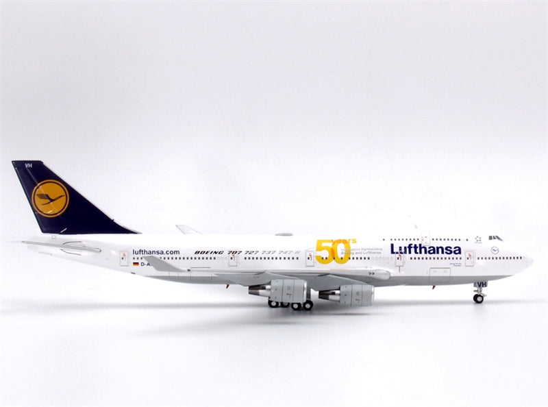 YY Wings Lufthansa Airlines Boeing 747-400 D-ABVH 50th Anniversary 1:400 Diecast Model view 3