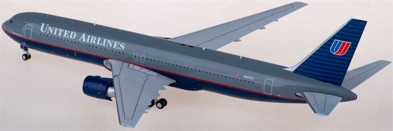 JC Wings United Airlines Boeing 767-300ER N666UA 1:200 Diecast Model view 2