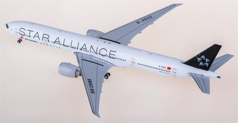 NG Models Air China Boeing 777-300ER B-2032 1:400 Diecast Model view 2