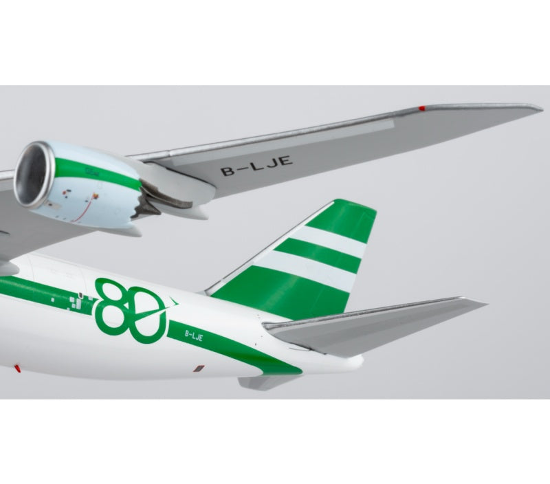 NG Models 1:400 Cathay Pacific Airways B747-8F B-LJE Regular version DIECAST Model